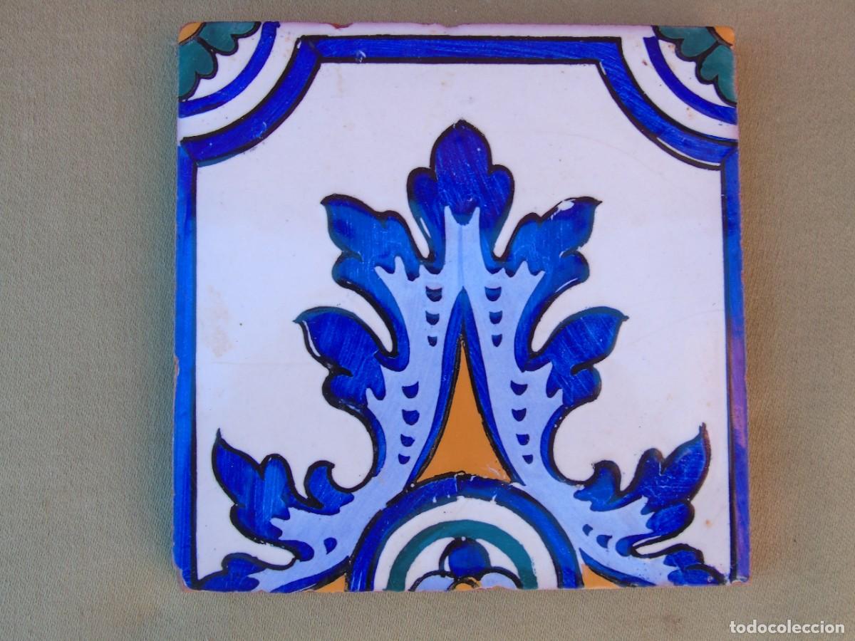 Antig&uuml;edades: AZULEJO MEDIANO. 15CM X 15CM. - Foto 1