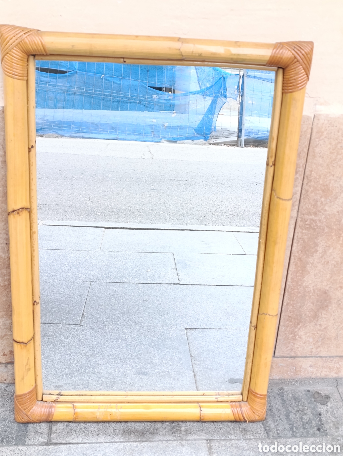 Antig&uuml;edades: ESPEJO DE CAPA DE BAMB&Uacute;. 74X50 CM. - Foto 5