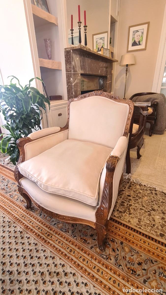 Antig&uuml;edades: Sof&aacute; y 2 Sillones Nogal Labrado - Foto 4