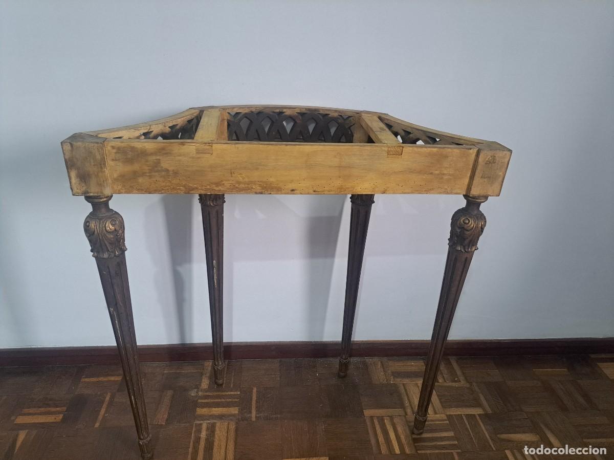 Antig&uuml;edades: CONSOLA EN MADERA TALLADA Y DORADA - Foto 7