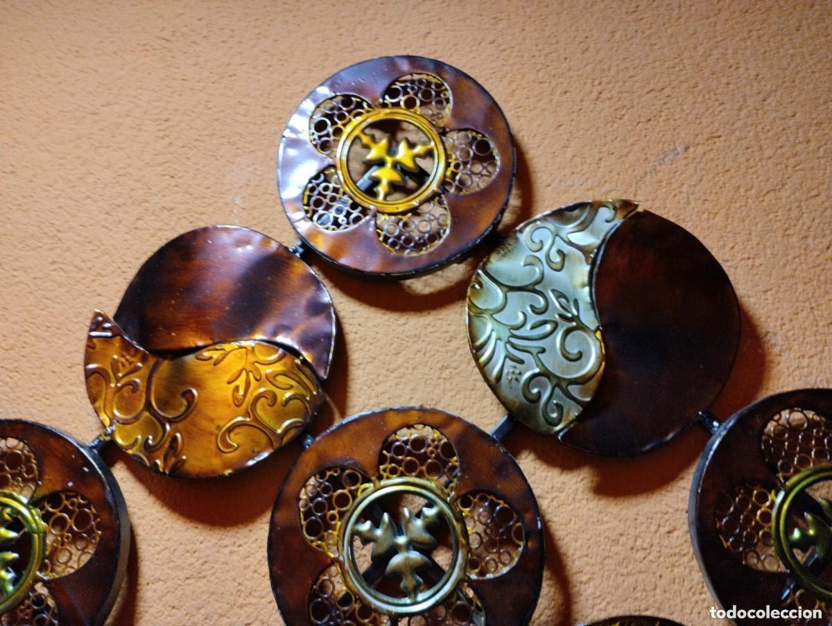 Antig&uuml;edades: PRECIOSA DECORACION DE METAL - Foto 7