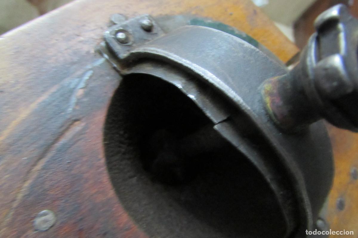 Antig&uuml;edades: Antiguo molinillo de caf&eacute; marca Mutzig-Framont - Foto 5