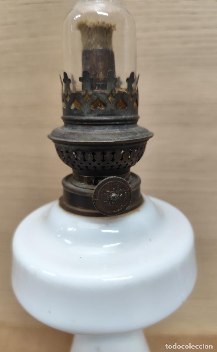 Antig&uuml;edades: Antiguo quinque de opalina, siglo XIX - Foto 1