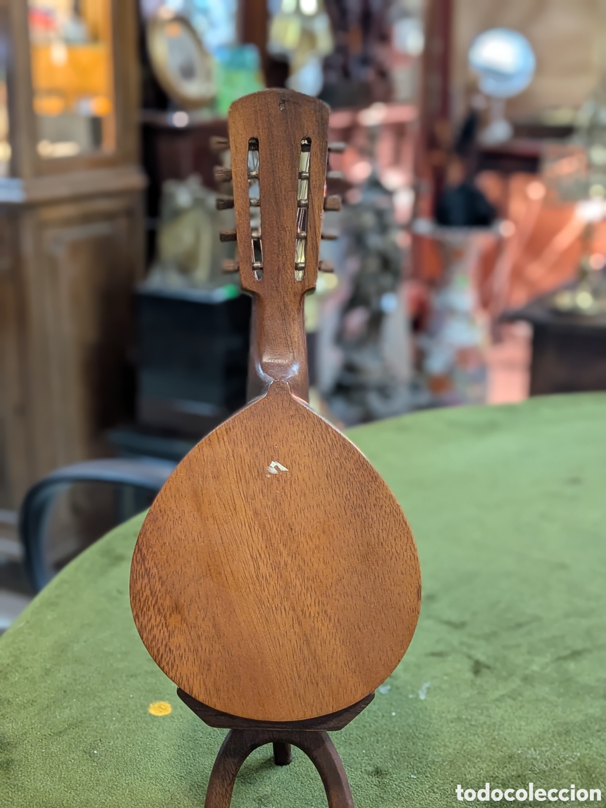 Antig&uuml;edades: Mandolina, talla en madera, miniatura. REF-415/3 - Foto 2