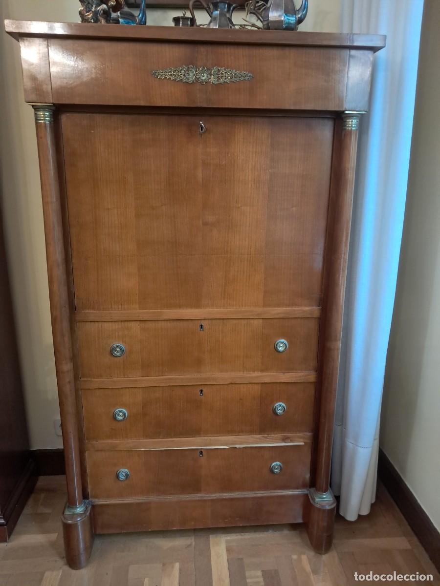 Antig&uuml;edades: MUEBLE BAR MADERA PUERTA ABATIBLE Y CAJONES - Foto 1