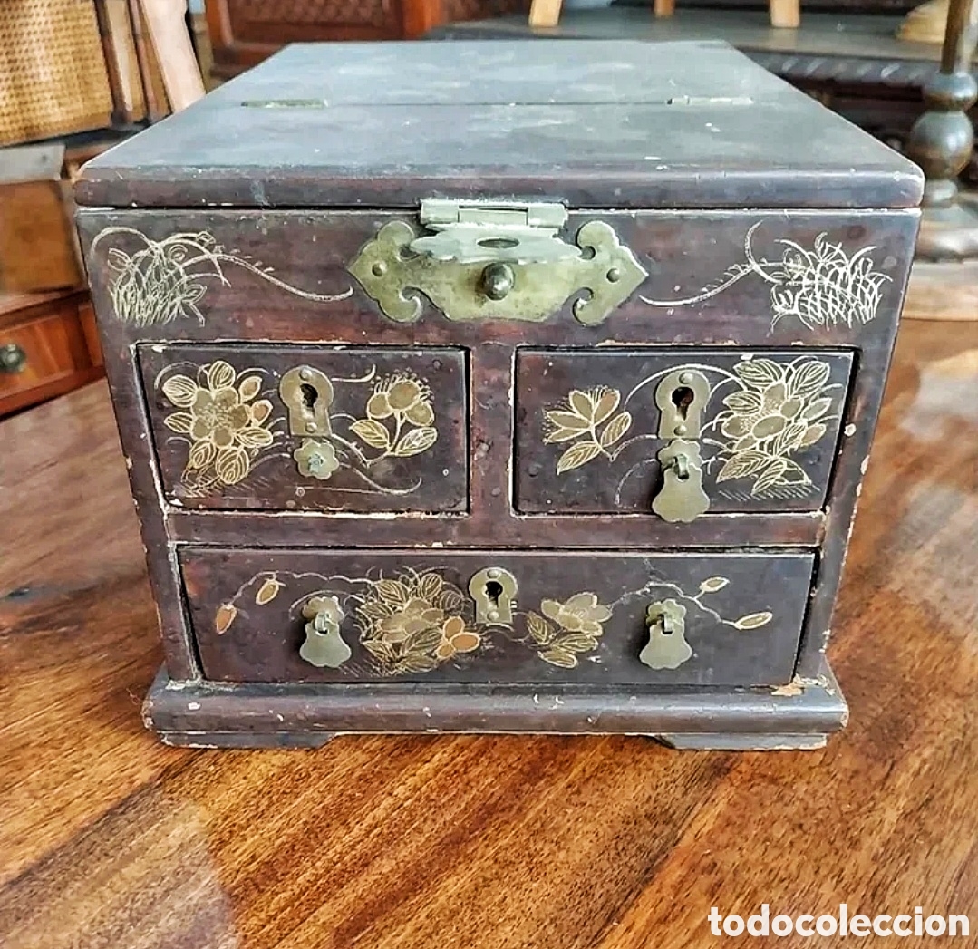 Antig&uuml;edades: Caja joyero-tocador chino. - Foto 1