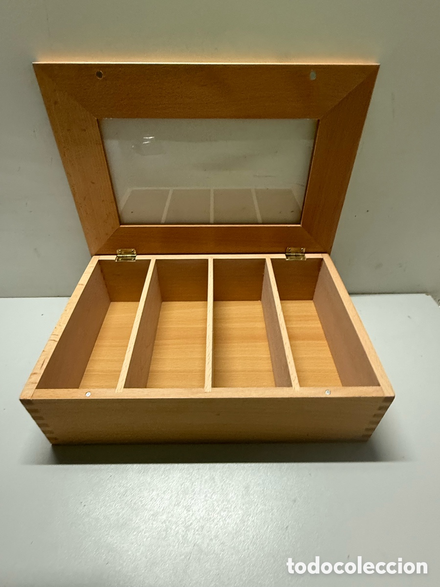 Antig&uuml;edades: Caja de madera con tapa de cristal - Foto 4