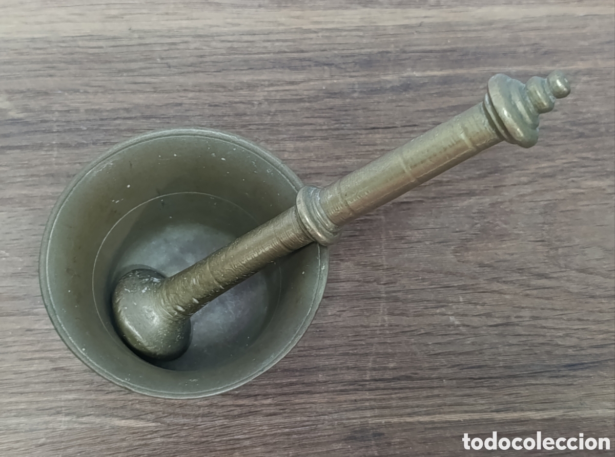 Antig&uuml;edades: ANTIGUO ALMIREZ DE BRONCE CON SU MAZA ORIGINAL - Foto 4