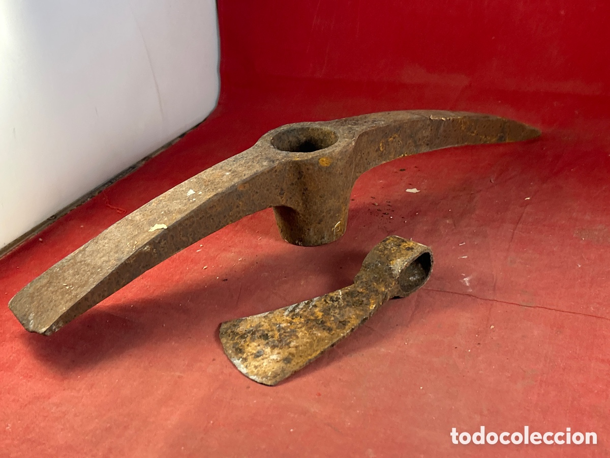 Antig&uuml;edades: HERRAMIENTAS ANTIGUAS PICO Y HACHA - Foto 3