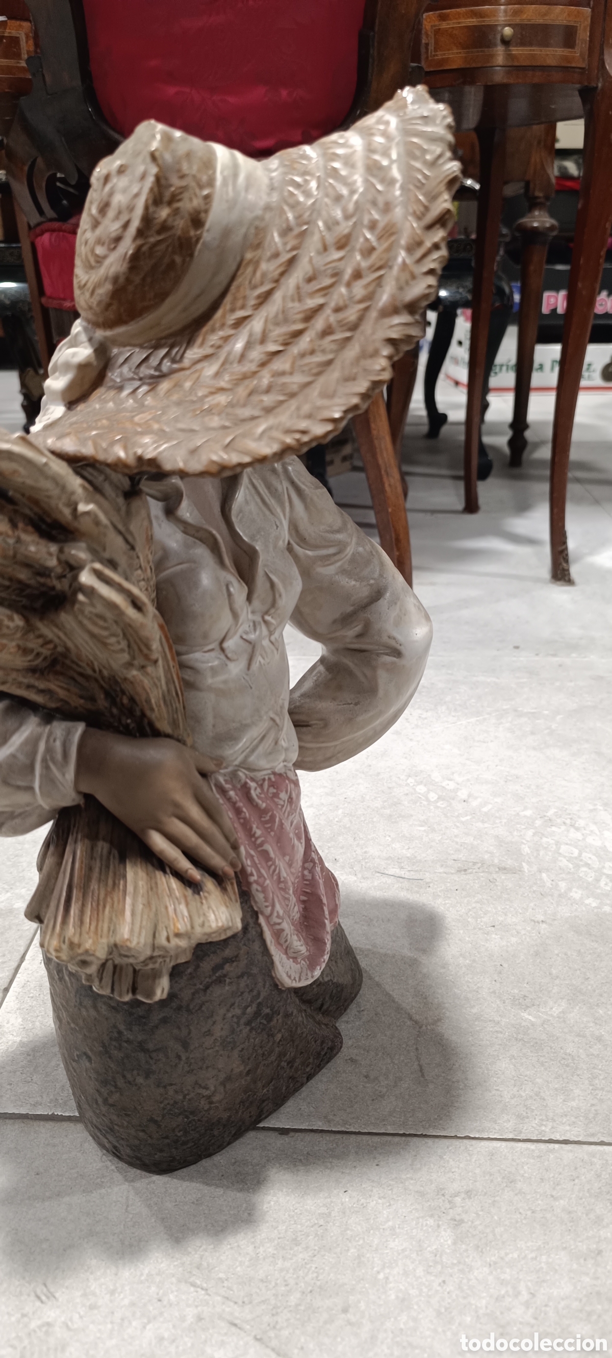 Antig&uuml;edades: Figura de lladr&oacute; de mujer campesina - Foto 4