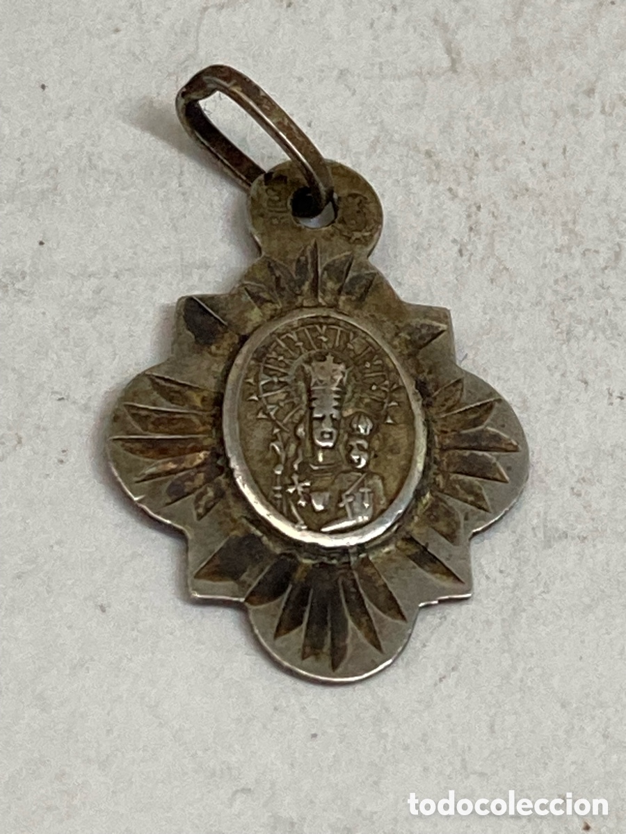 Antig&uuml;edades: Medalla de plata religiosa C502 - Foto 2