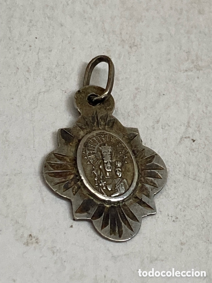 Antig&uuml;edades: Medalla de plata religiosa C502 - Foto 1
