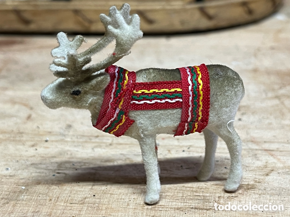 Antiquit&eacute;s: Antigua miniatura de reno