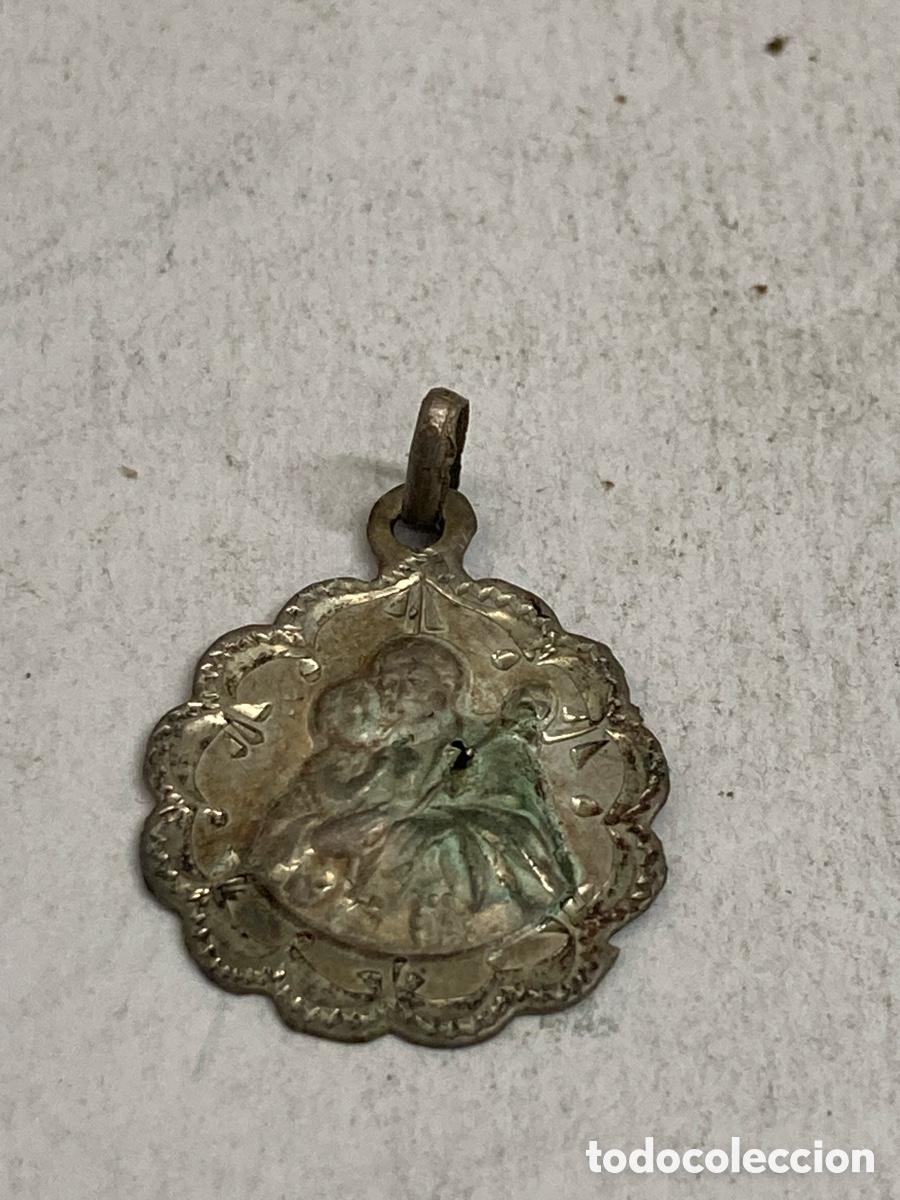 Antig&uuml;edades: Medalla de plata religiosa C502 - Foto 2