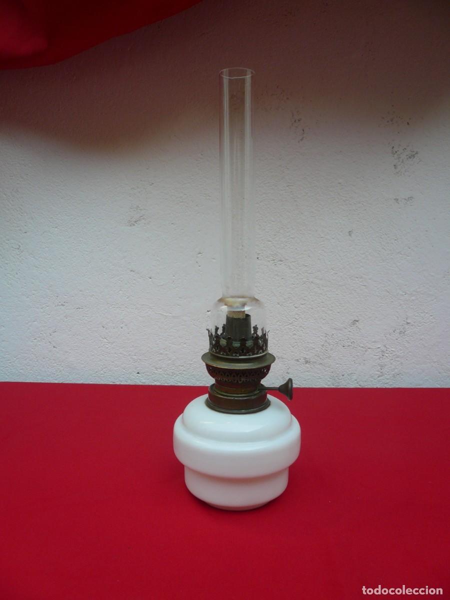 Antig&uuml;edades: ANTIGUO QUINQU&Eacute; DE OPALINA BLANCA. FRANCIA - Foto 16
