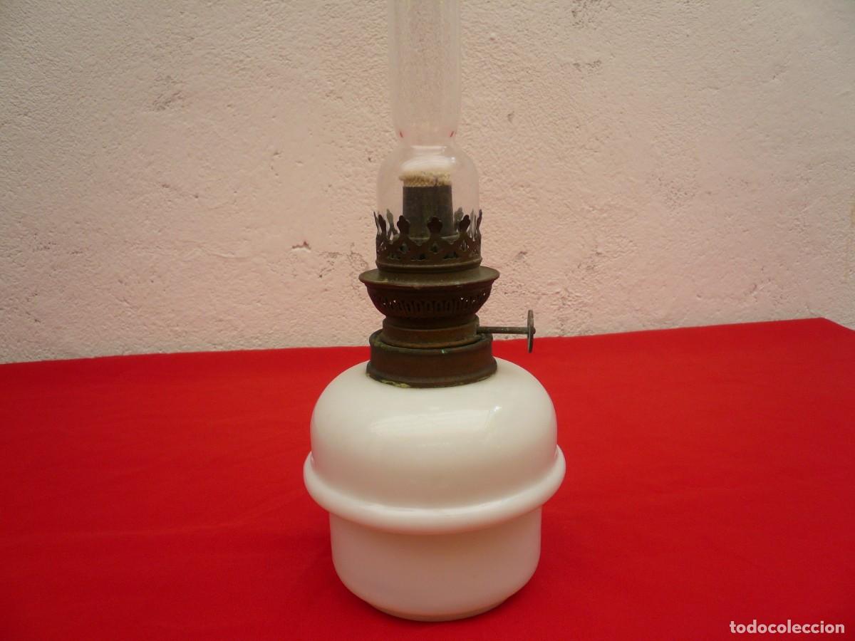 Antig&uuml;edades: ANTIGUO QUINQU&Eacute; DE OPALINA BLANCA. FRANCIA - Foto 22
