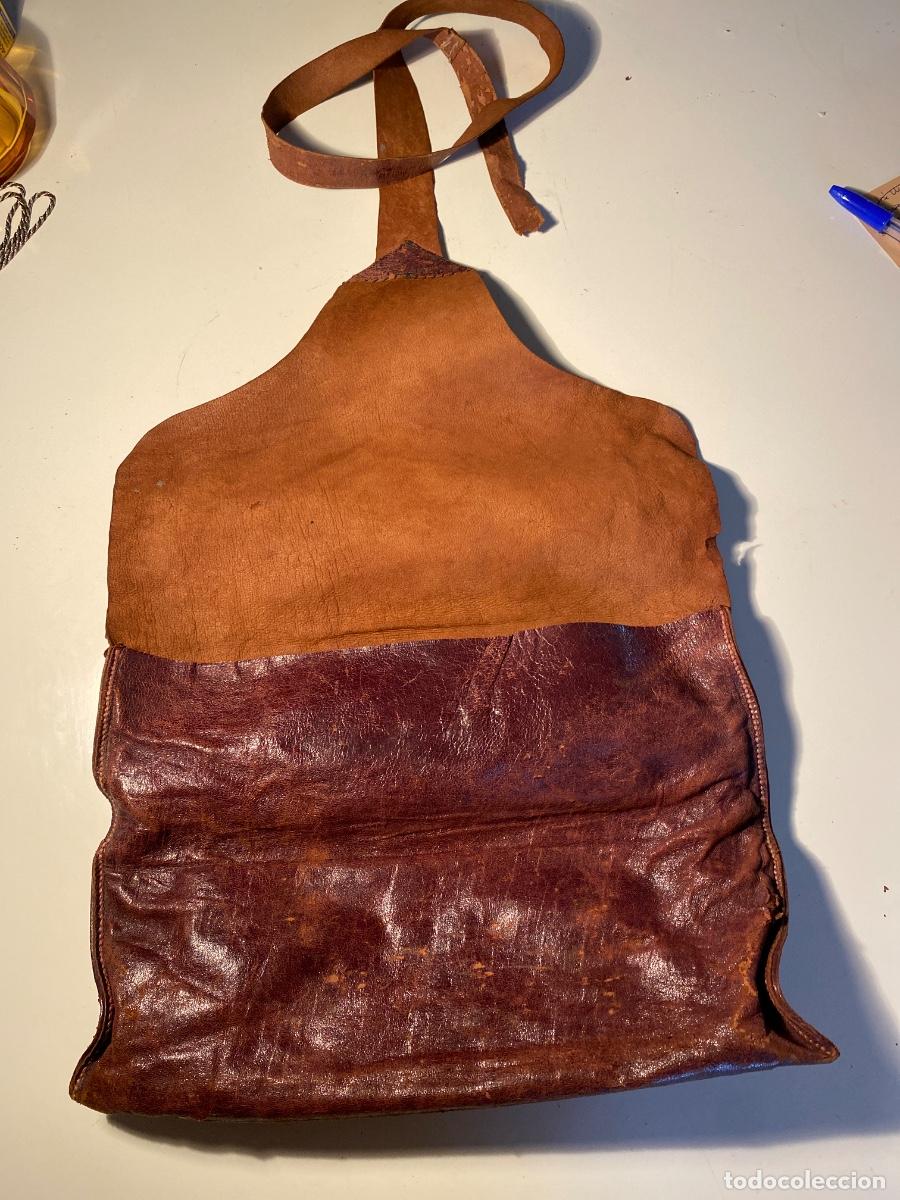 Antig&uuml;edades: Bolsa de cuero para documentos, S-XIX - Foto 3