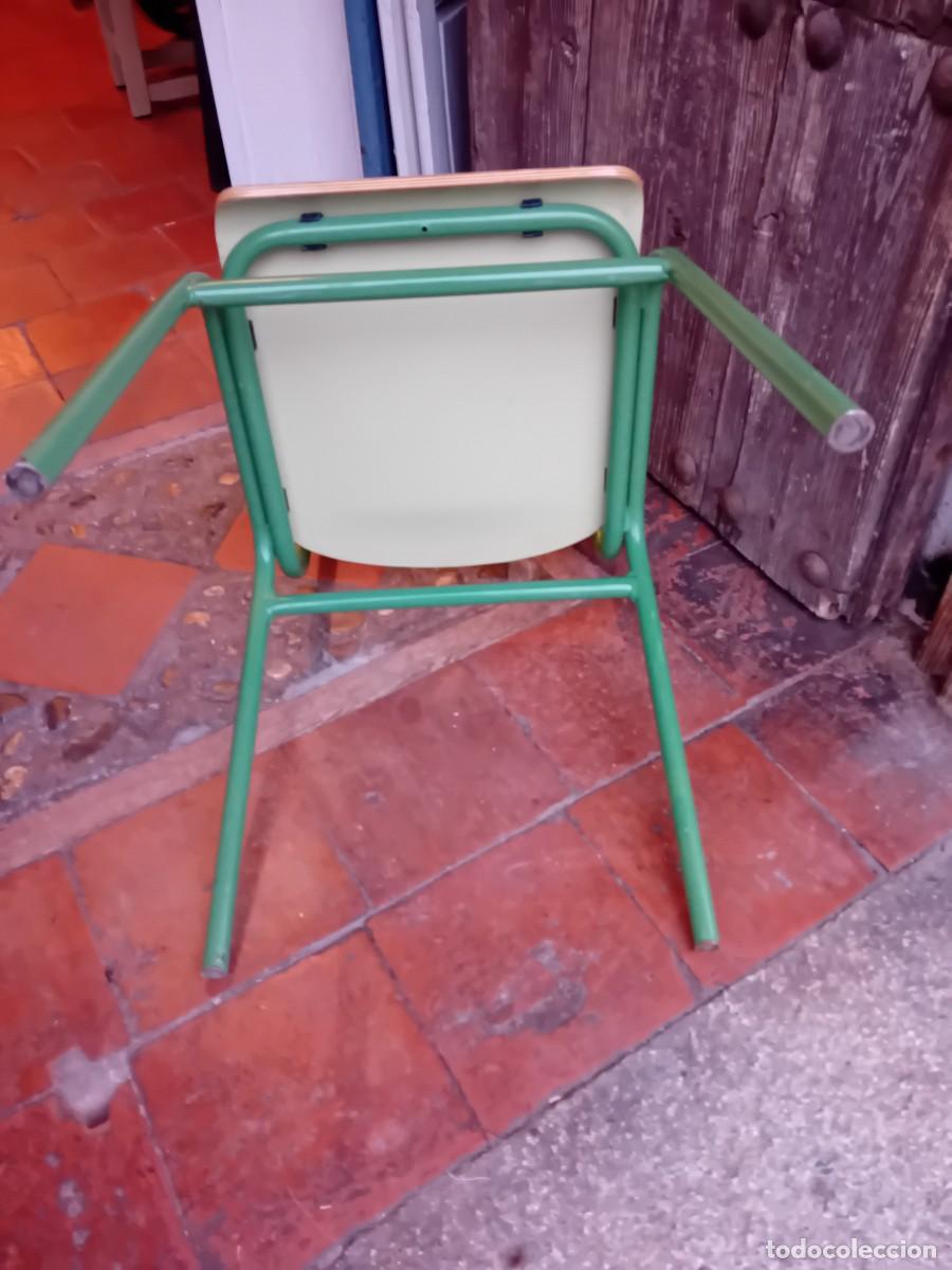 Antig&uuml;edades: Silla de pupitre d&eacute;cada de los 60 - Foto 6