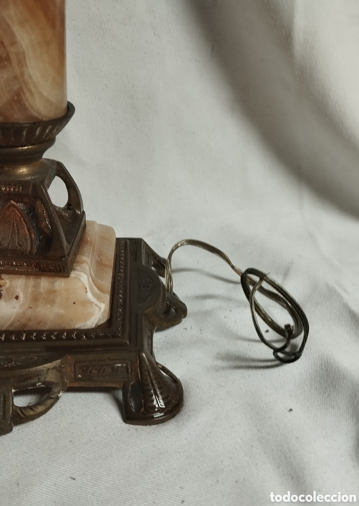 Antig&uuml;edades: ANTIGUA LAMPARA DE MESA - Foto 2