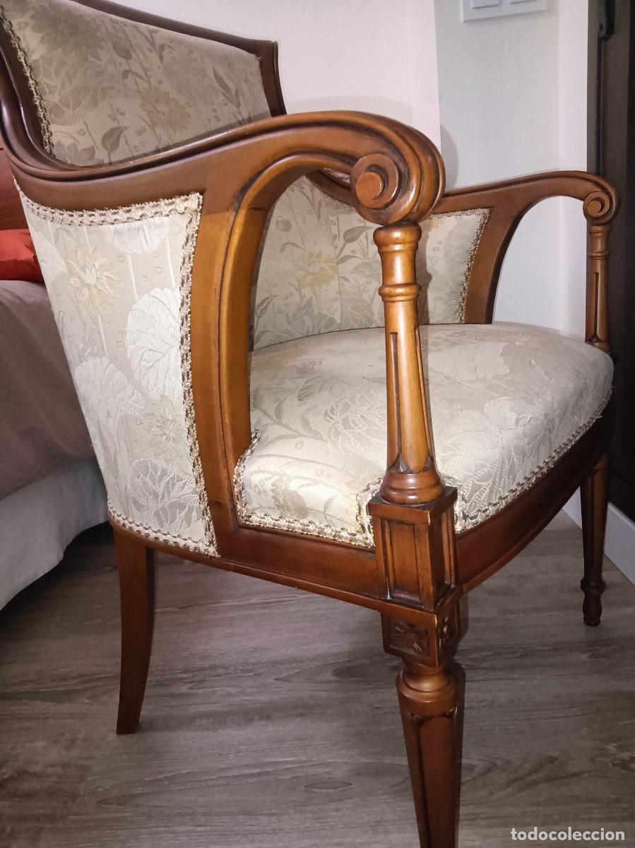Antig&uuml;edades: 2 Butacones de madera - Foto 1