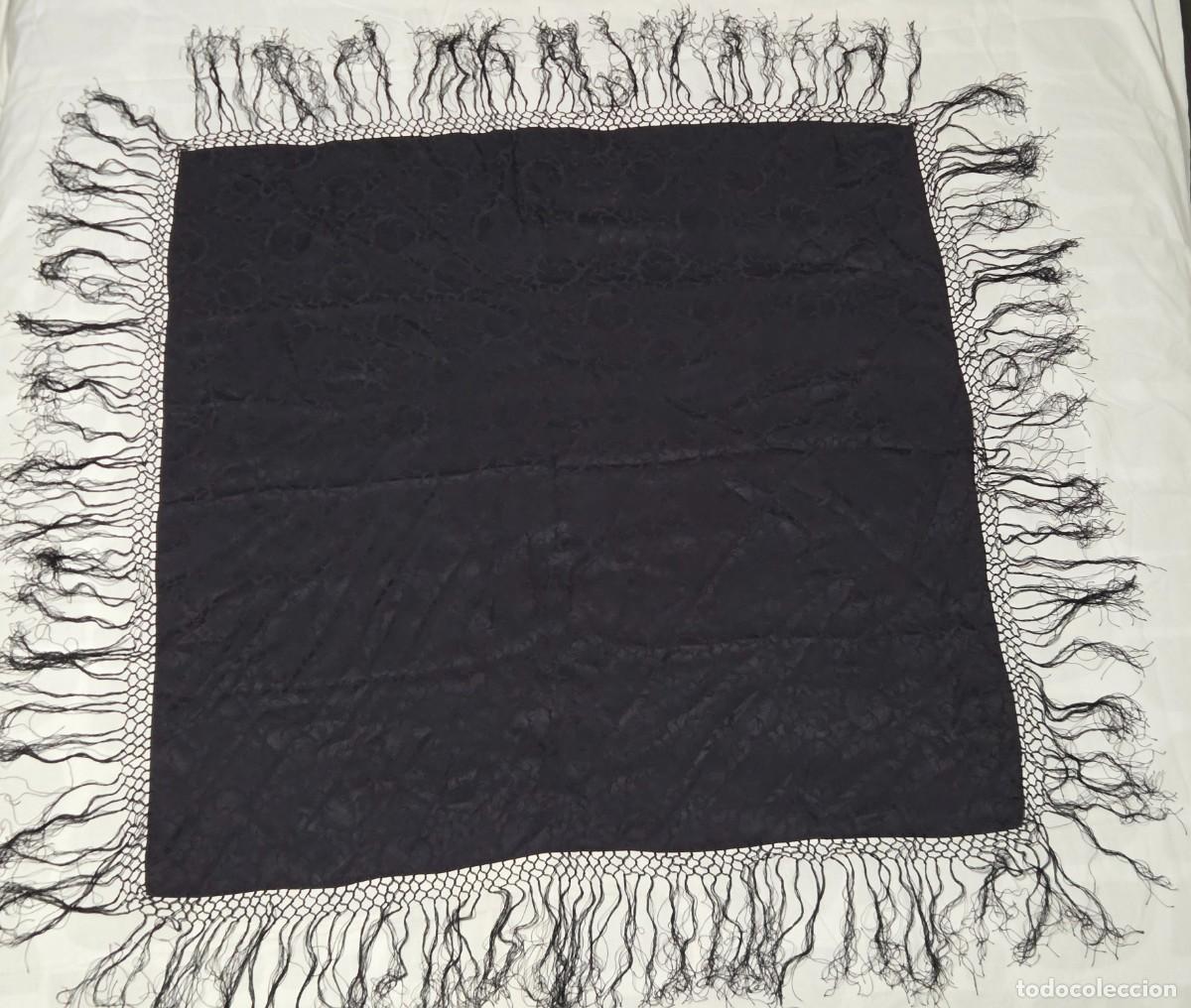 Antig&uuml;edades: Mantilla negra cuadrada - Foto 2