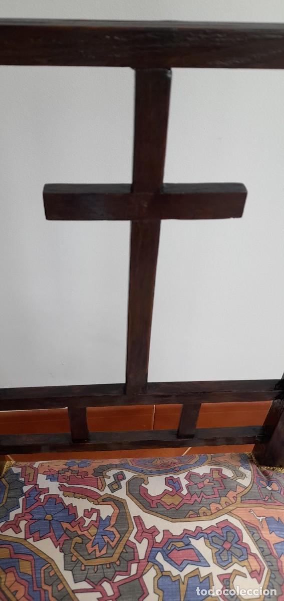 Antig&uuml;edades: RECLINATORIO ANTIGUO CONVENTUAL DE MADERA - Foto 3