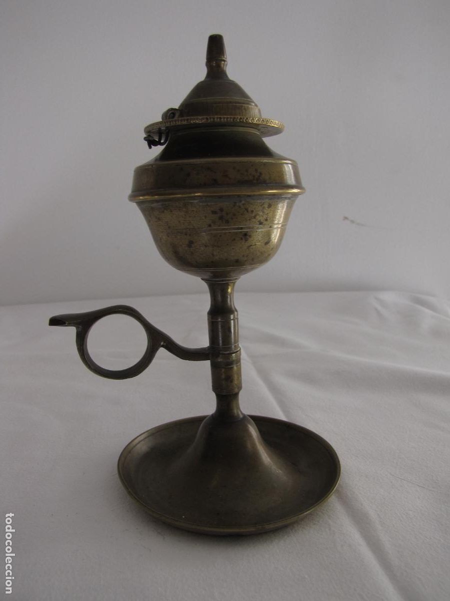 Antig&uuml;edades: 84.- Capuchina de bronce. Aceite. S XIX - Foto 2