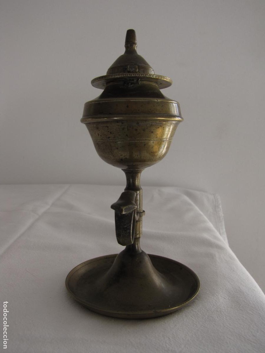 Antig&uuml;edades: 84.- Capuchina de bronce. Aceite. S XIX - Foto 3