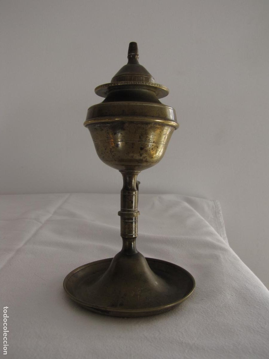 Antig&uuml;edades: 84.- Capuchina de bronce. Aceite. S XIX - Foto 4