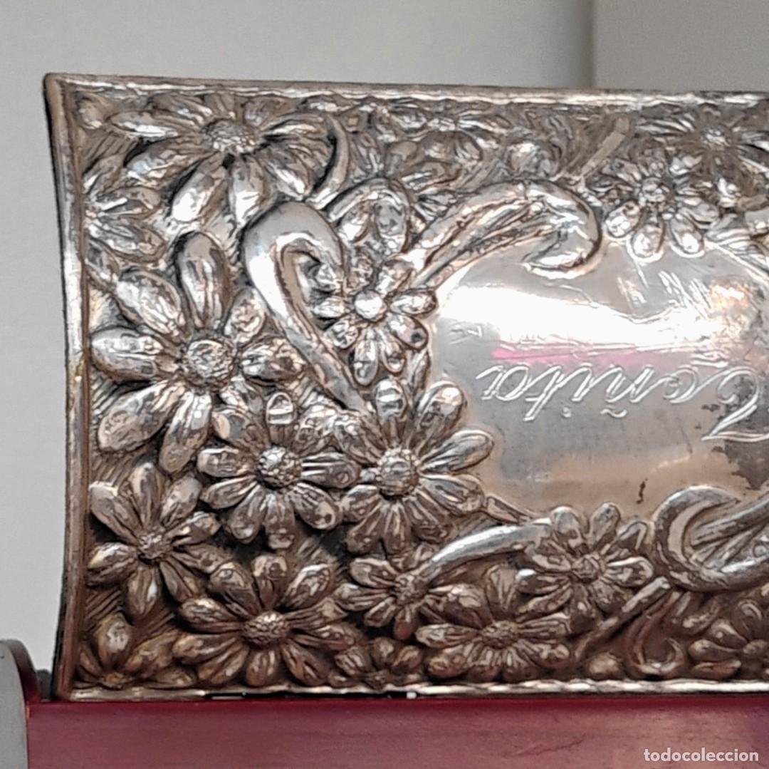 Antig&uuml;edades: CAJA DE MADERA CON TAPA DE PLATA DE LEY - Foto 2