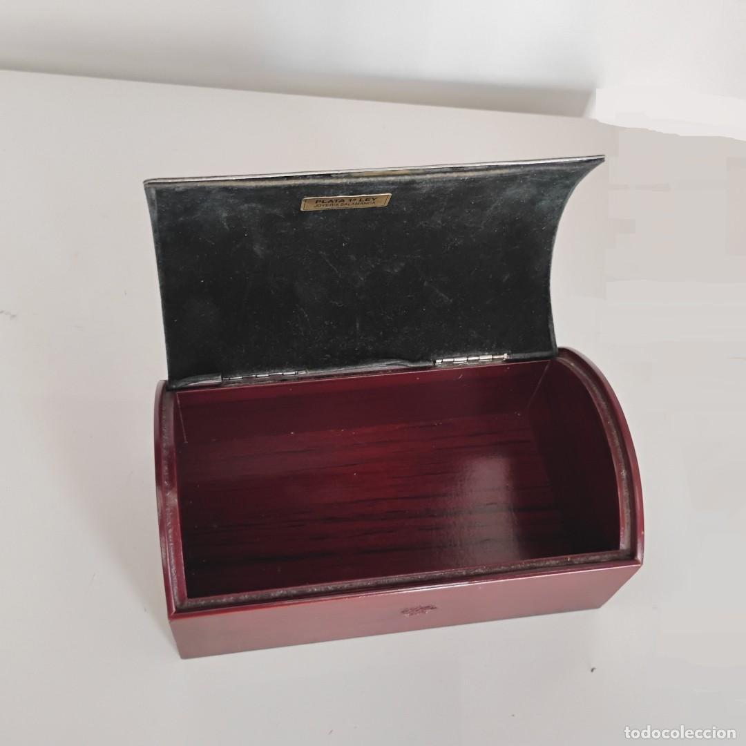 Antig&uuml;edades: CAJA DE MADERA CON TAPA DE PLATA DE LEY - Foto 8
