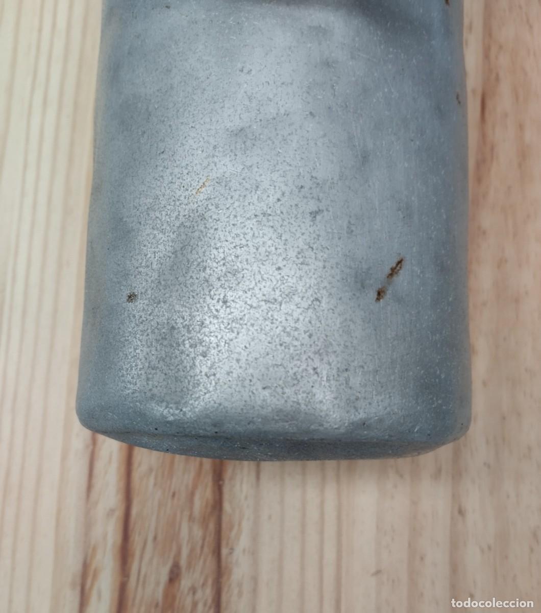 Antig&uuml;edades: Lechera antiguo de aluminio con asa - Foto 9