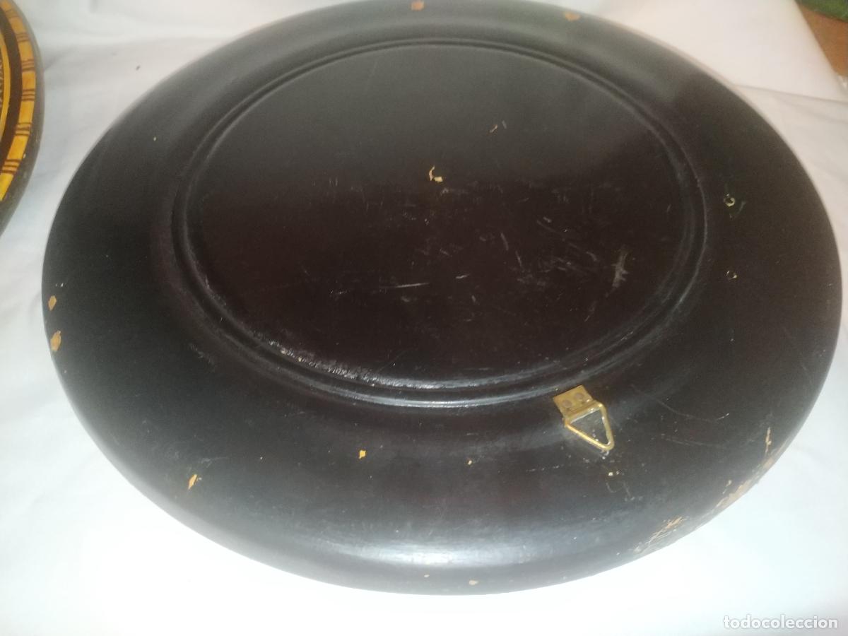 Antig&uuml;edades: Pareja platos decoracion de taracea - Foto 4