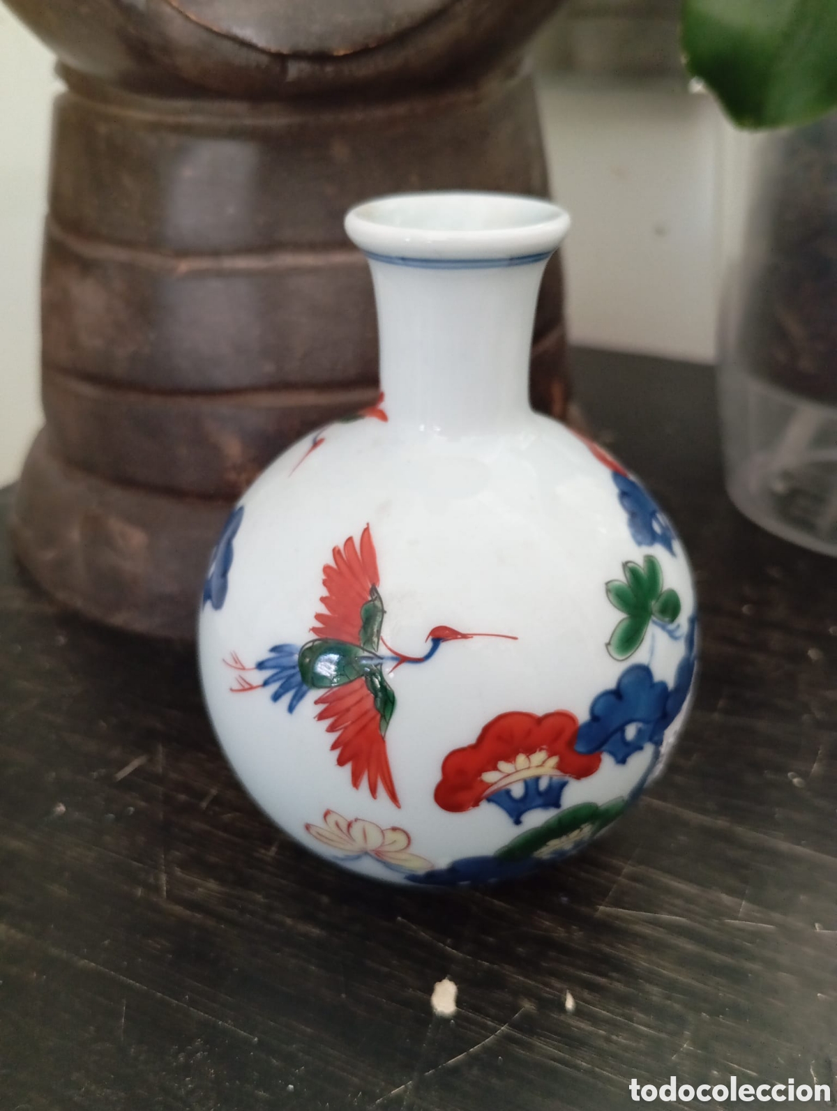 Antig&uuml;edades: Botellita de sake o jarroncito - Foto 1