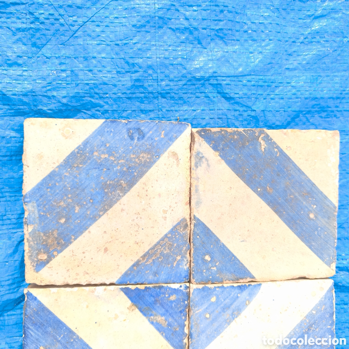 Antig&uuml;edades: Panel de azulejos g&oacute;tico siglo xv - Foto 2