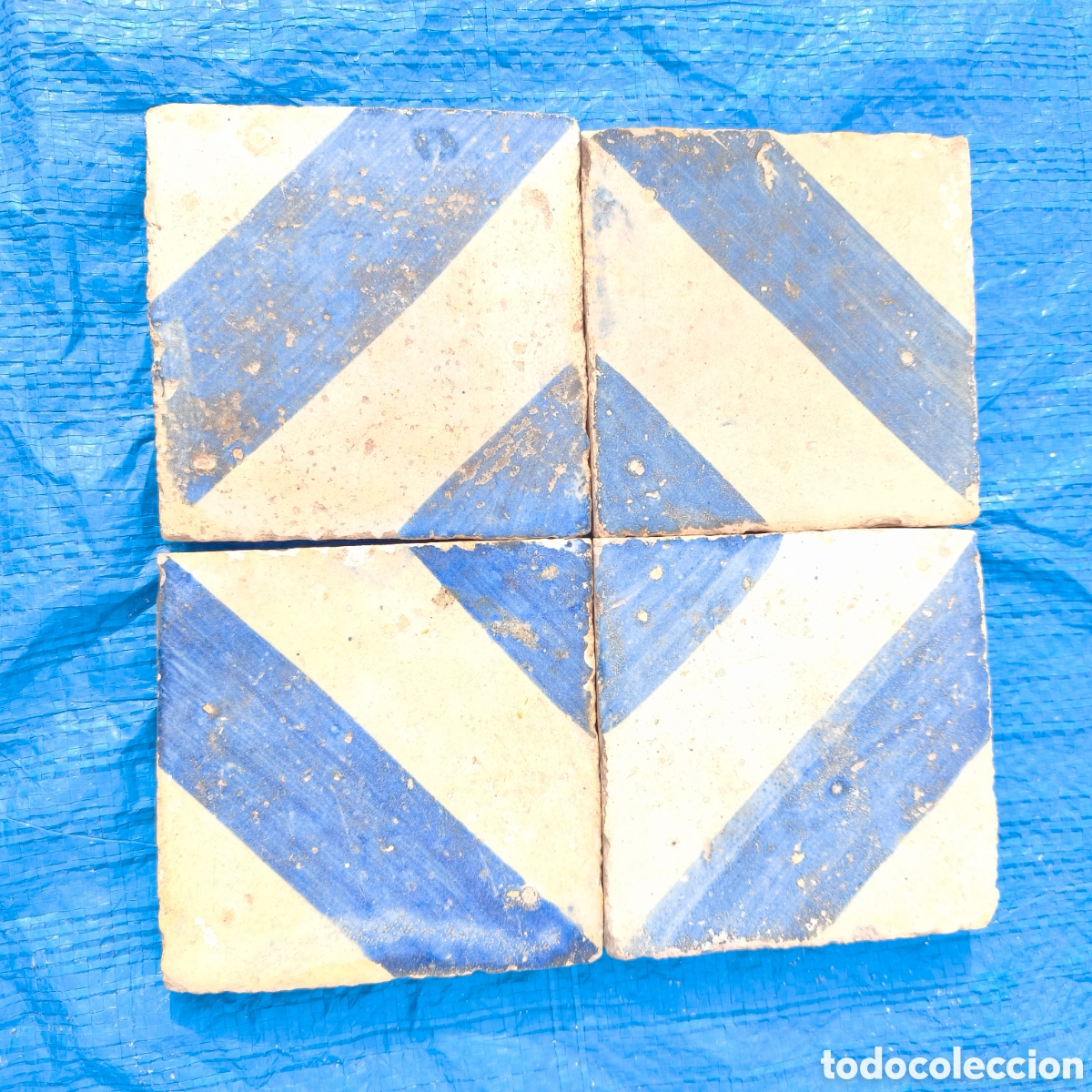 Antig&uuml;edades: Panel de azulejos g&oacute;tico siglo xv - Foto 1