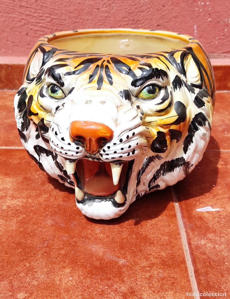 Antig&uuml;edades: MACETERO DE CER&Aacute;MICA CON FORMA DE CABEZA DE TIGRE - Foto 4