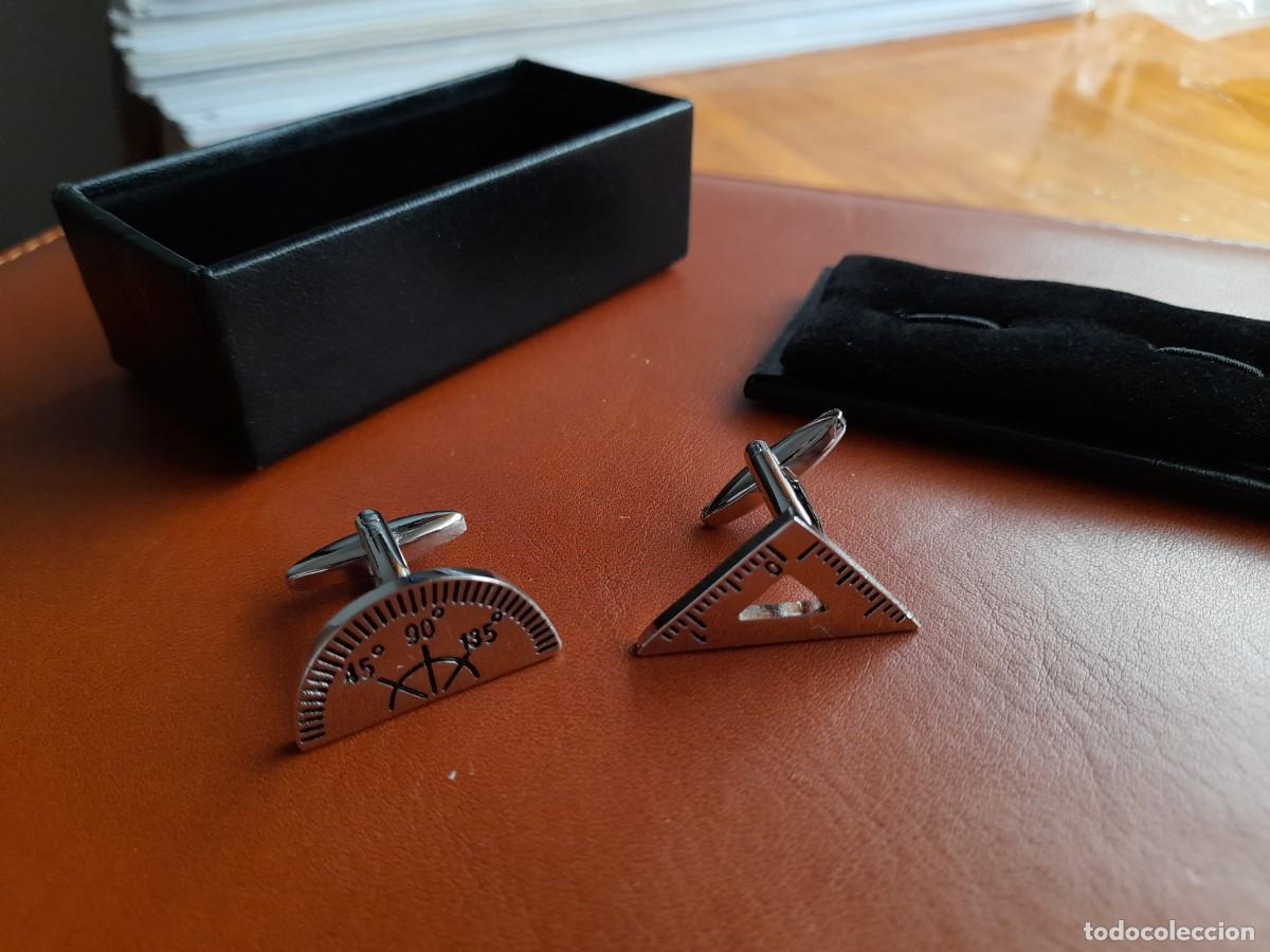 Antig&uuml;edades: Gemelos escuadra y cartab&oacute;n - Foto 1