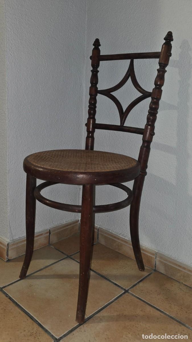 Antig&uuml;edades: Conjunto de mesa y 4 sillas antiguas - Foto 2