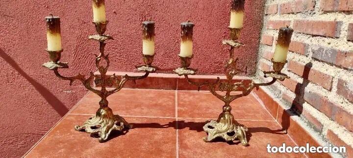 Antig&uuml;edades: PAREJA DE CANDELABROS EN BRONCE ANTIGUOS - Foto 8