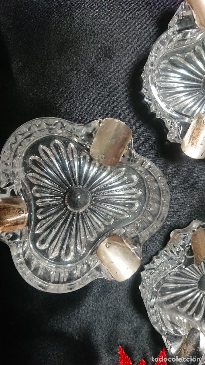 Antig&uuml;edades: Tres ceniceros de cristal y plata - Foto 2