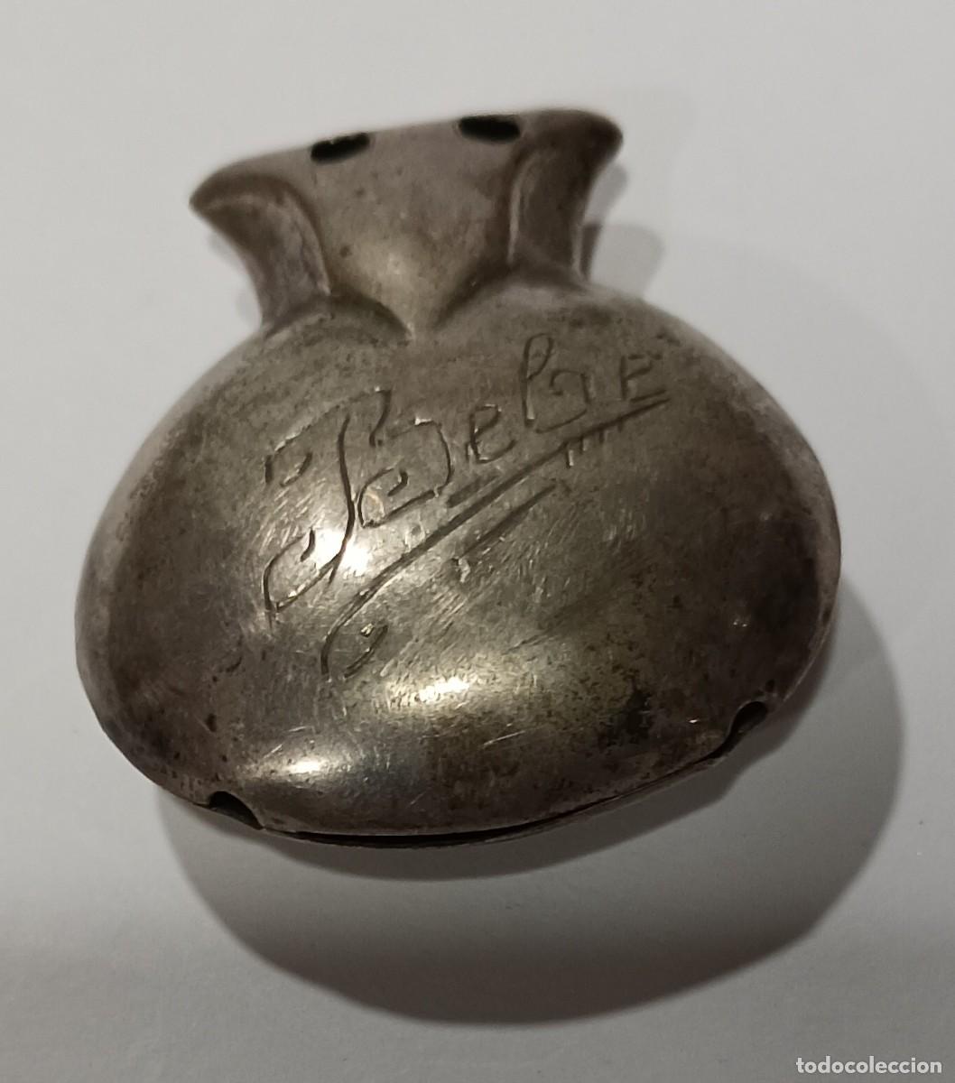 Antig&uuml;edades: CASCABEL DE PLATA GRABADO - Foto 1