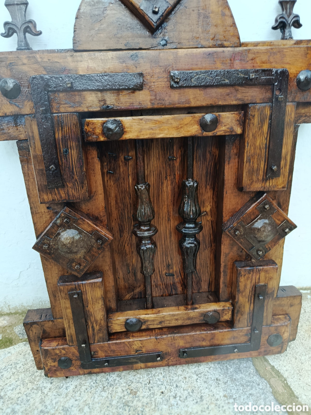 Antig&uuml;edades: Reja de madera y forja - Foto 3
