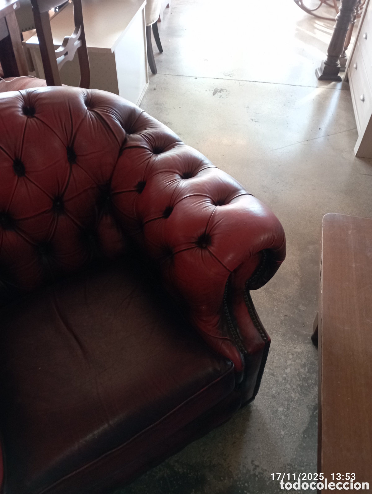 Antig&uuml;edades: Chesterfield 3+2+ mesa - Foto 5