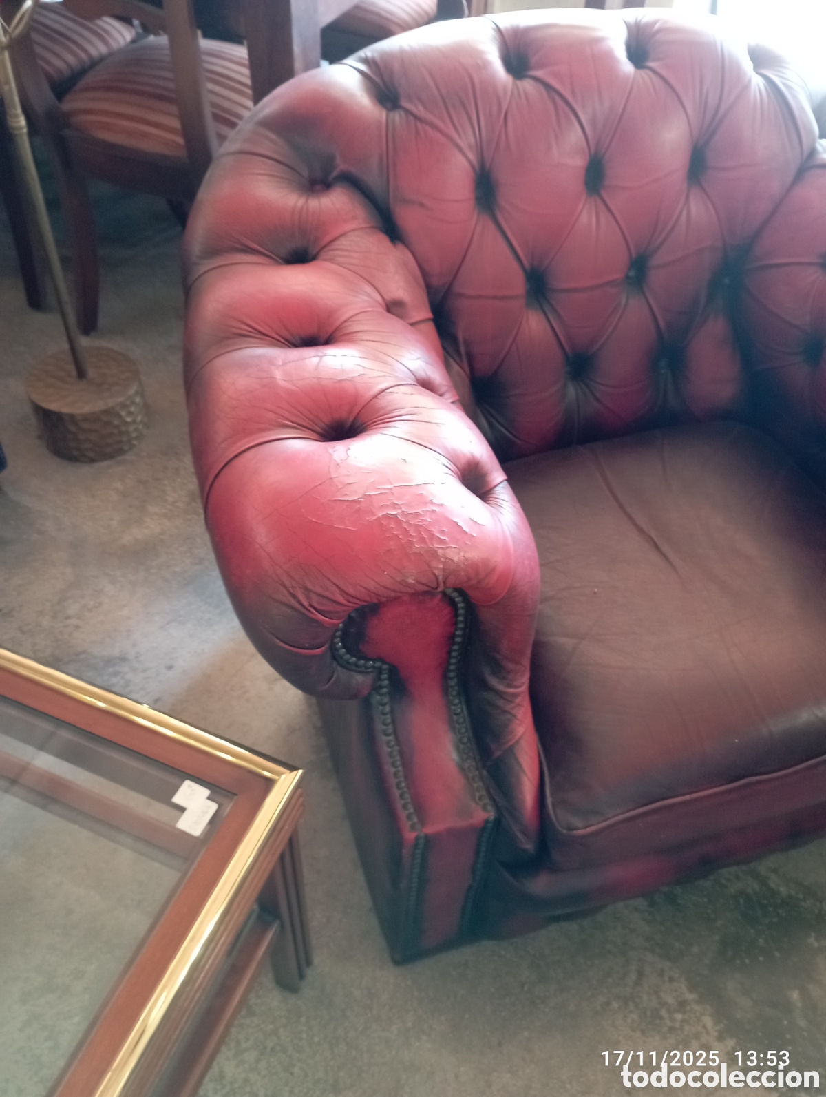 Antig&uuml;edades: Chesterfield 3+2+ mesa - Foto 6