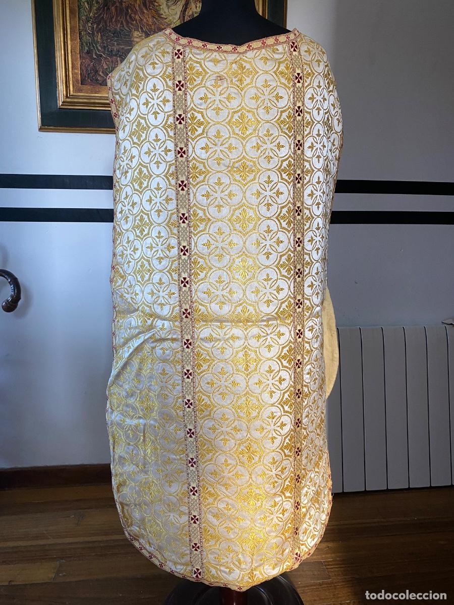 Antig&uuml;edades: Casulla antigua en brocado - Foto 3