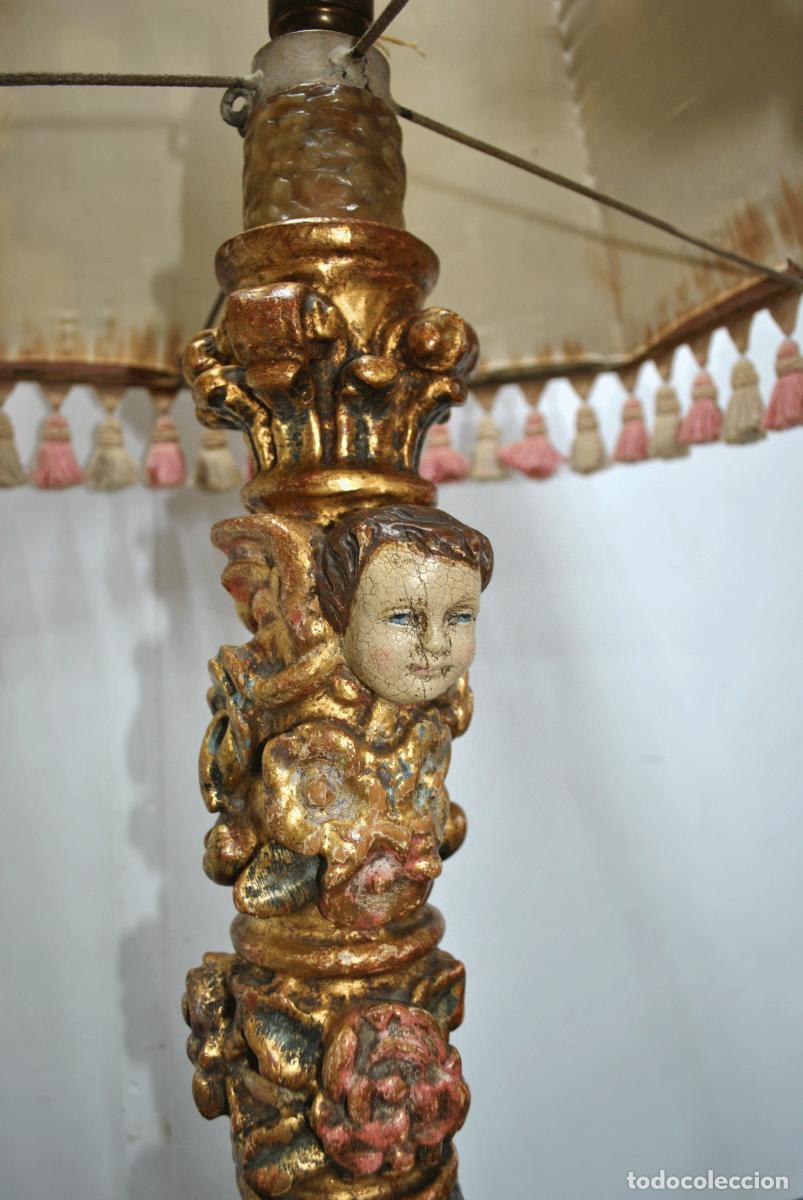 Antig&uuml;edades: L&Aacute;MPARA DE MESA BASE MADERA ANGELITOS - Foto 4