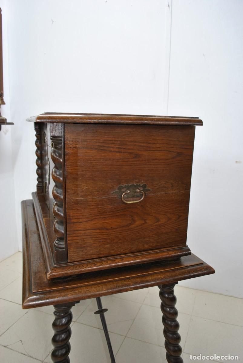 Antig&uuml;edades: BARGUE&Ntilde;O ANTIGUO DE MADERA CON MESA - Foto 8