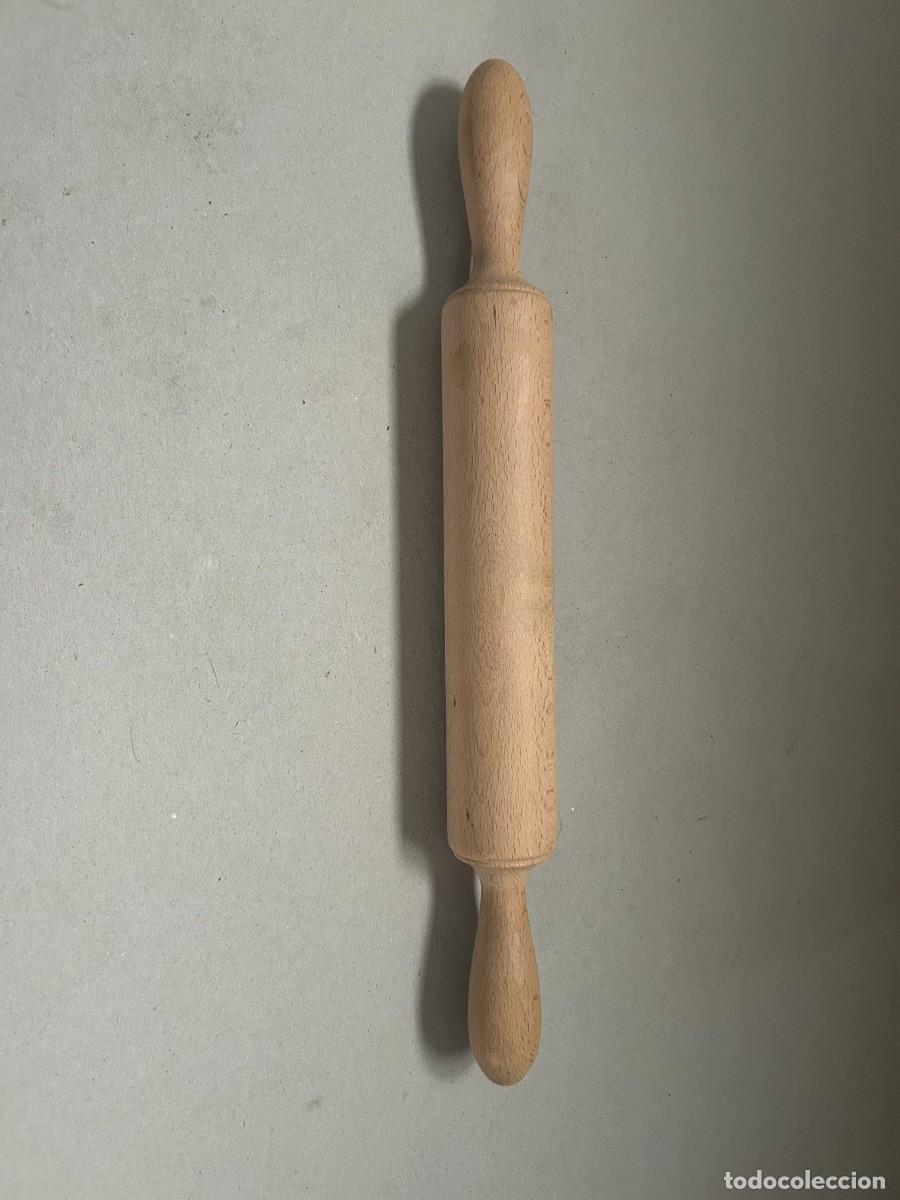 Antig&uuml;edades: Rodillo de amasar de madera 40 cm - Foto 1