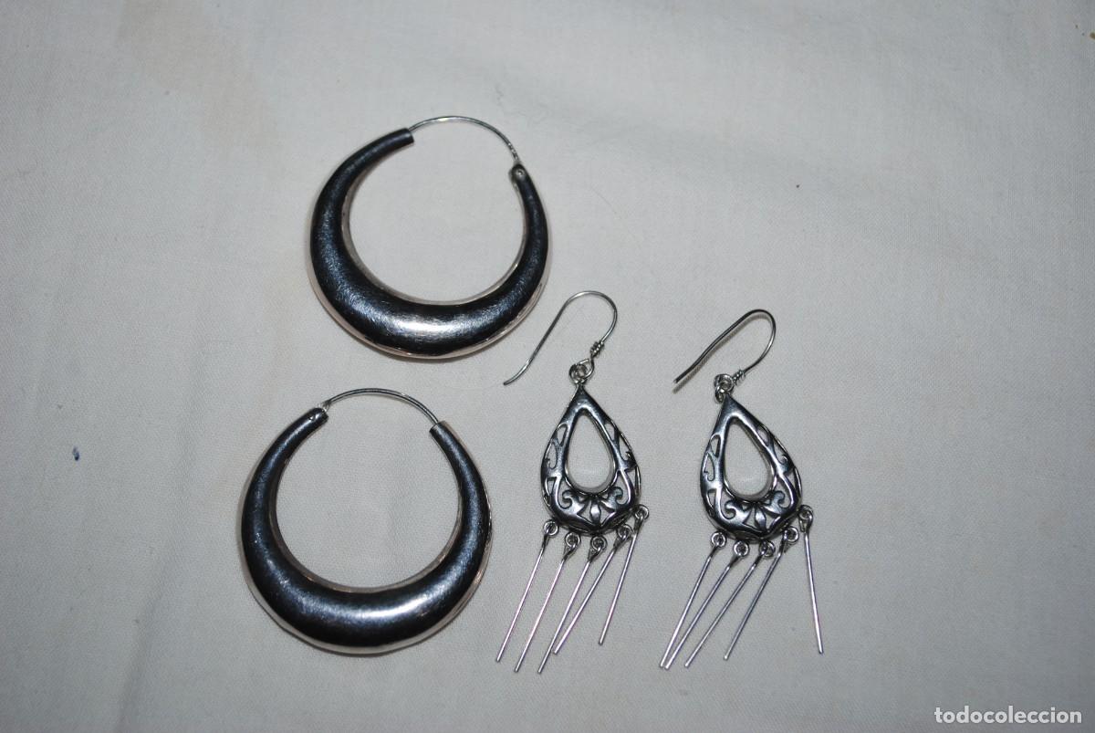 Antig&uuml;edades: LOTE DE DOS PARES DE PENDIENTES DE PLATA - Foto 2